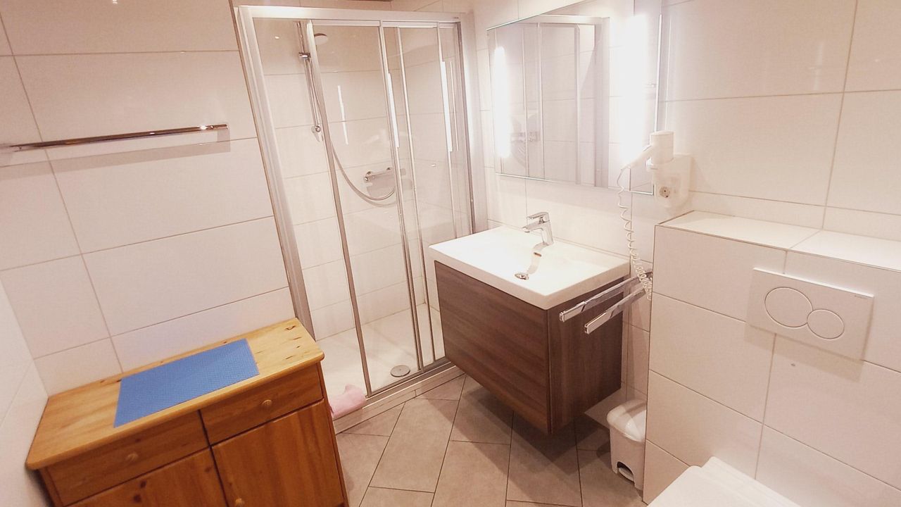 Apartment 3 Dusche -WC Apartment 3 Dusche -WC